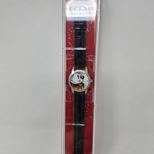 Vintage Disney Mickey Mouse Limited Release Watch Disneyland Resort NIB